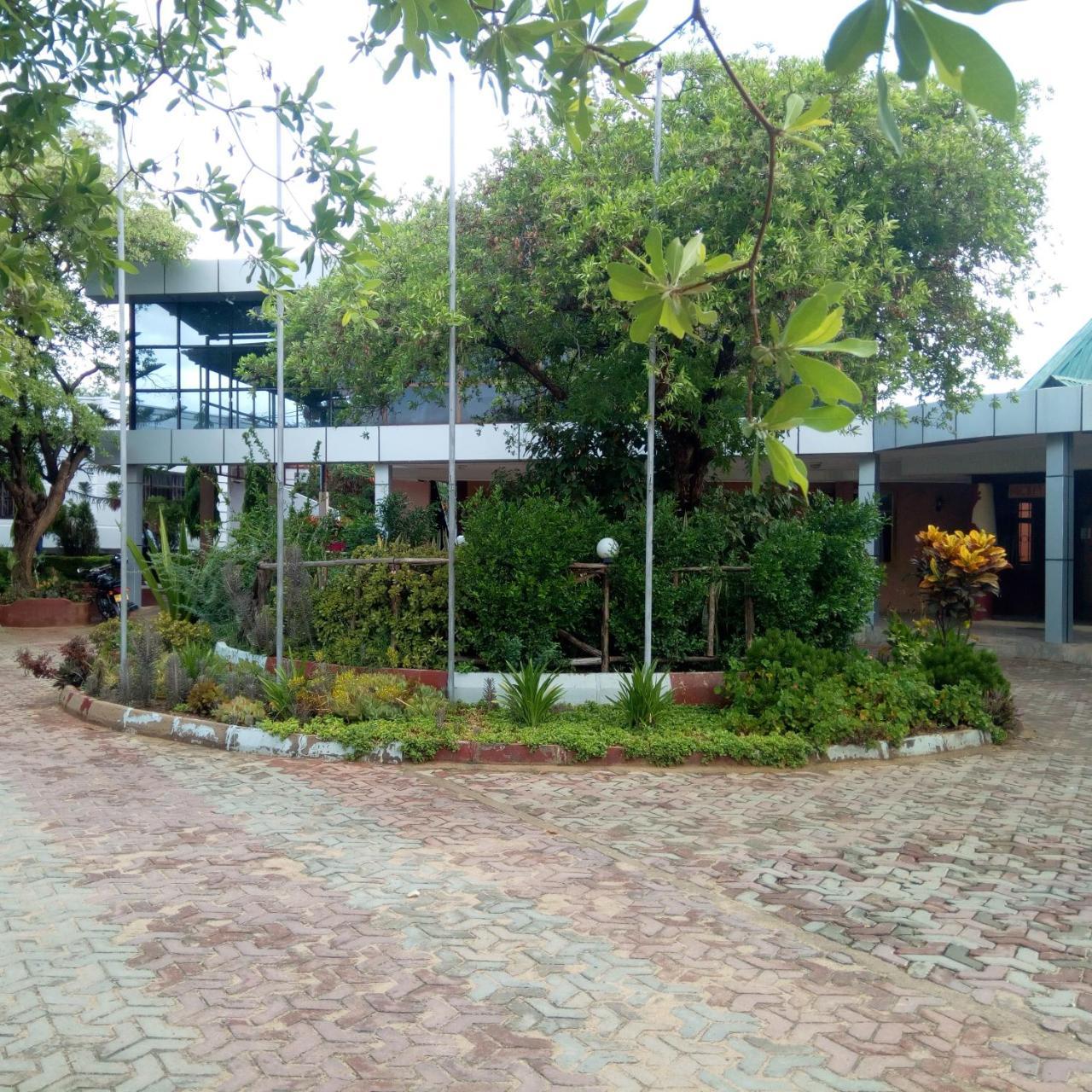 Royal Village Apartment
